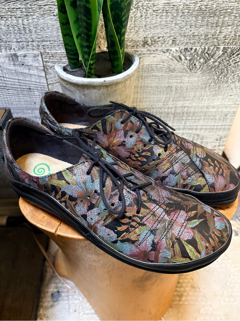 Naot | "Kumara" Koru Comfort Sneaker - Women's 42 EU / US 11-11.5, Dark Floral